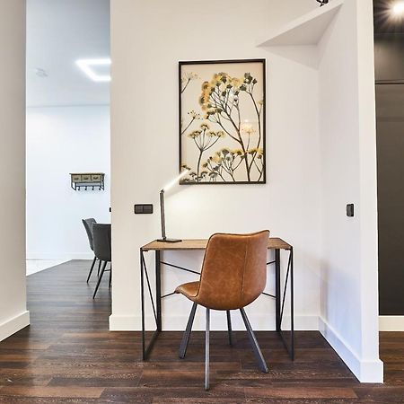 Castellana Ii, By Presidence Rentals 马德里 外观 照片